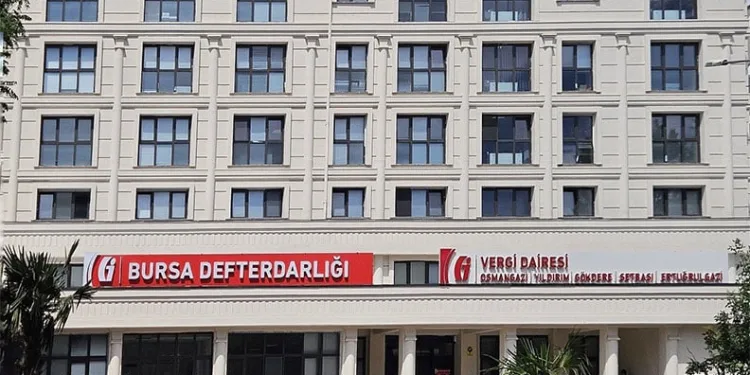 Tarihi aksın kazanan projeleri belli oldu