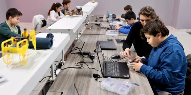 Gemlik Belediyesi ile GemTar’dan Üreticiye Destek Zeytin Alımları Sürüyor