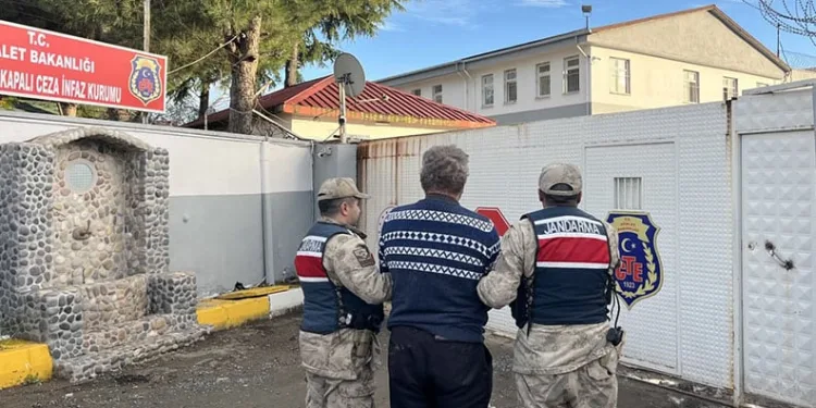 Ölümle sonuçlanan kazada yaralanan kamyon sürücüsü tutuklandı