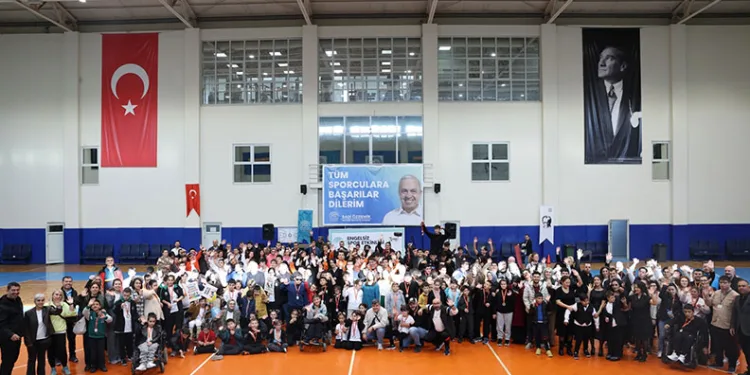 Bursa’da engeller aşılıyor