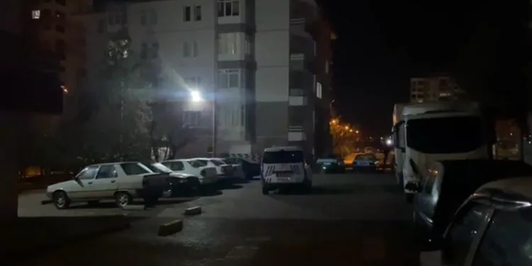 Şelaleleri gezmeye giden muhtar 30 metre yükseklikten düşerek yaralandı