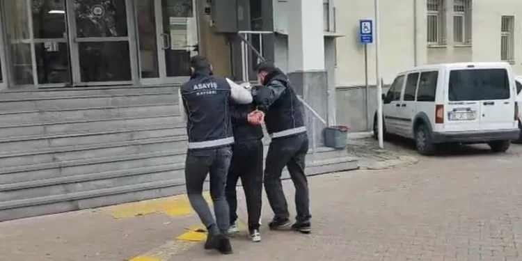 Polisi tehdit eden şahsa 66 bin TL ceza
