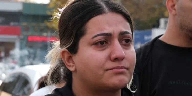 Kamyonetle yolcu otobüsü çarpıştı: 2 yaralı