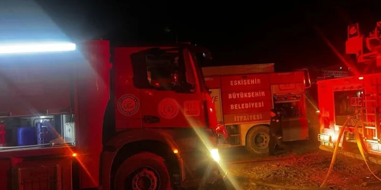 Bilecik’te benzinle mangal yakma girişimi bağ evini küle çevirdi