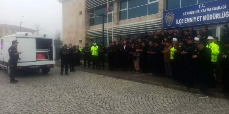 92 kilo bonzai hammaddesi taşıyan 2 şüpheli gözaltına alındı