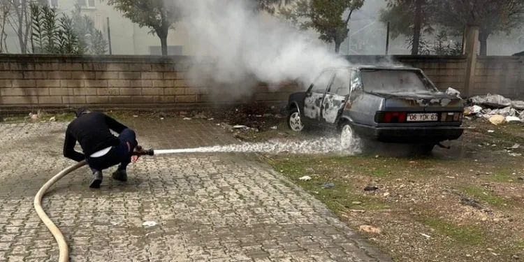 92 kilo bonzai hammaddesi taşıyan 2 şüpheli gözaltına alındı