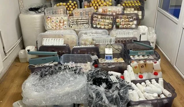 Taşova’da millet bahçesinde mescit duvarı tahrip edildi