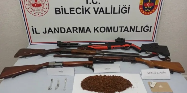 Taşova’da millet bahçesinde mescit duvarı tahrip edildi