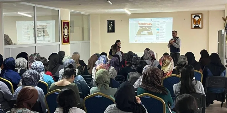 Bulgaristan’da 25’ten fazla şehirde hükümet karşıtı protesto