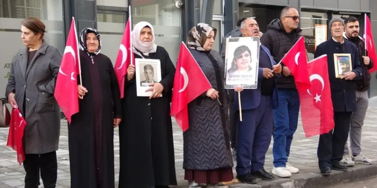 Bulgaristan’da 25’ten fazla şehirde hükümet karşıtı protesto