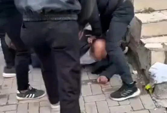 Yolcu otobüsü ile traktör çarpıştı: 1 yaralı