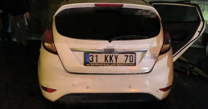 Yolcu otobüsü ile traktör çarpıştı: 1 yaralı