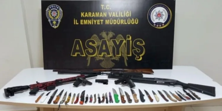 Ataşehir’de dükkan kurşunlayıp o anları kayda alan 2 şüpheli tutuklandı
