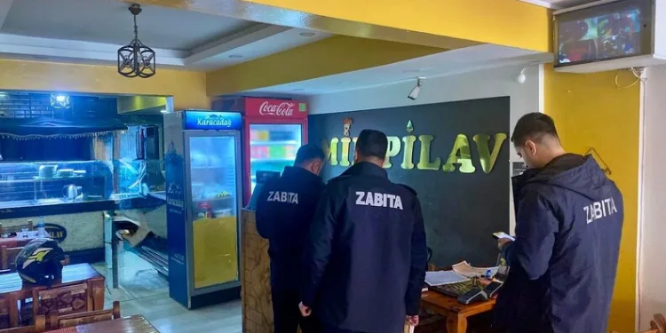 Ataşehir’de dükkan kurşunlayıp o anları kayda alan 2 şüpheli tutuklandı