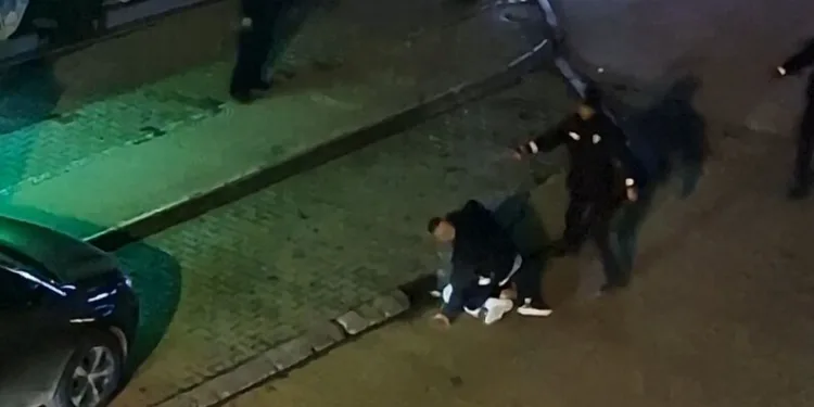 Esenyurt’ta birlikte yaşadığı kadını kafasından vurarak öldüren zanlı hakim karşısına çıktı