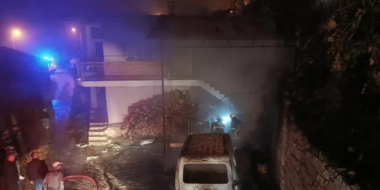 İzmir’de kaçakçılık operasyonu: 3 tutuklama