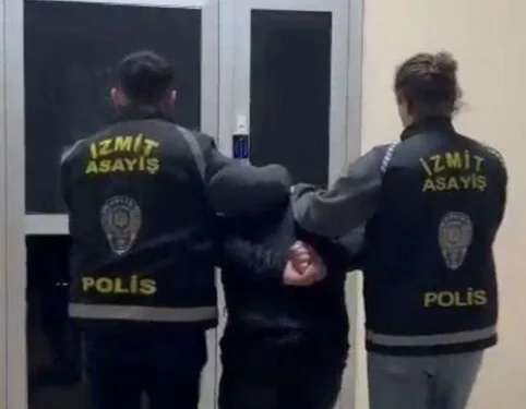 İzmir’de kaçakçılık operasyonu: 3 tutuklama