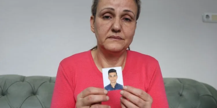 İzmir’de kaçakçılık operasyonu: 3 tutuklama