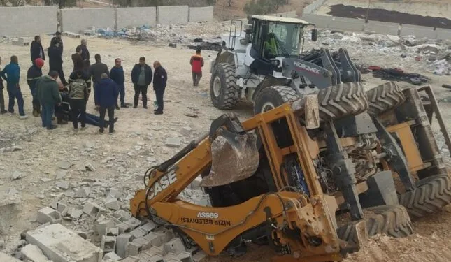 İzmir’de kaçakçılık operasyonu: 3 tutuklama