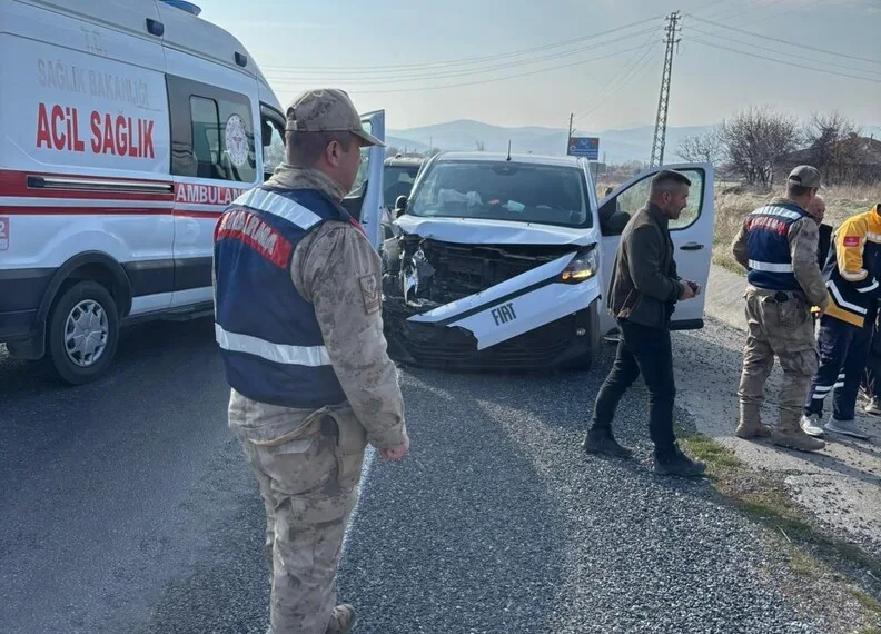 ‘Karşılıksız çek’ firarisi Konak’ta yakalandı