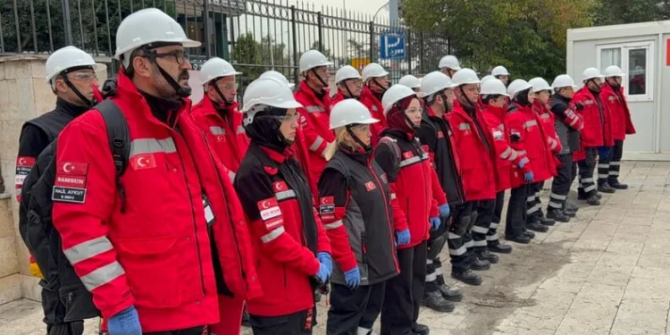 ‘Karşılıksız çek’ firarisi Konak’ta yakalandı