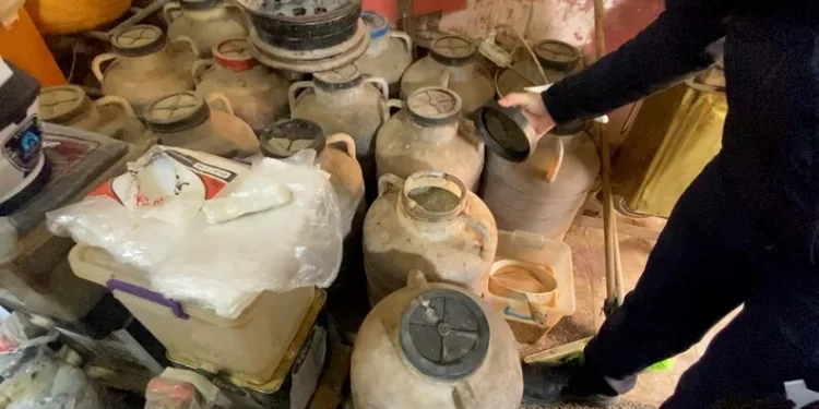 ‘Karşılıksız çek’ firarisi Konak’ta yakalandı