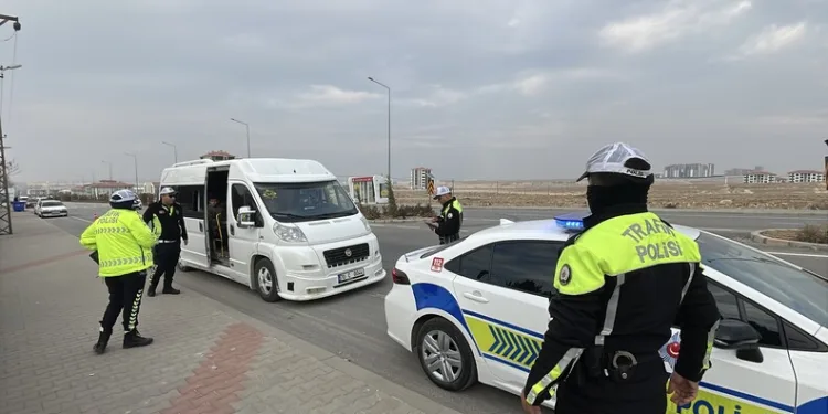 Mersin’de günübirlik ev ve eğlence mekânlarına denetim: 4 milyon 472 bin TL ceza kesildi