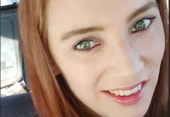 Balkondan düşen kadın hayatını kaybetti
