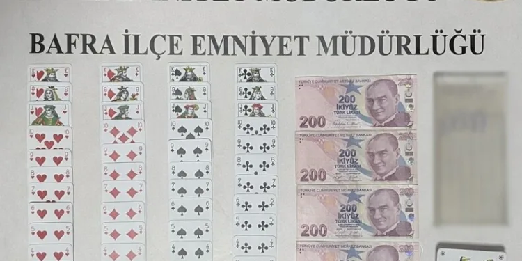 Balkondan düşen kadın hayatını kaybetti