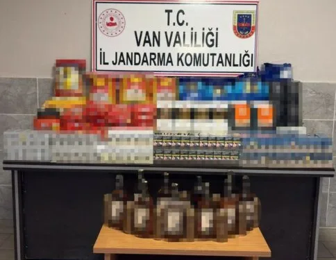 Bigadiç’te ev yangını: 1 ölü