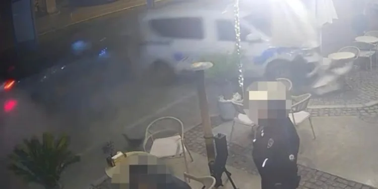 Bigadiç’te ev yangını: 1 ölü