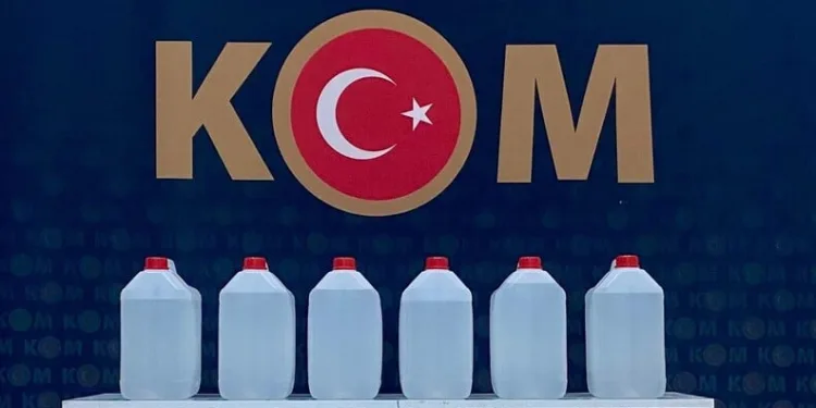 Taksi ile sepetli motosiklet çarpıştı: 2 yaralı