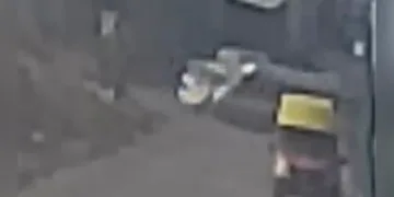 Ordu’da denizdeki fırtına hayatı felç etti: Dalgalar evlere zarar verdi, balıkçı teknesi parçalandı