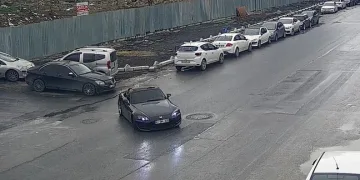 Ordu’da denizdeki fırtına hayatı felç etti: Dalgalar evlere zarar verdi, balıkçı teknesi parçalandı