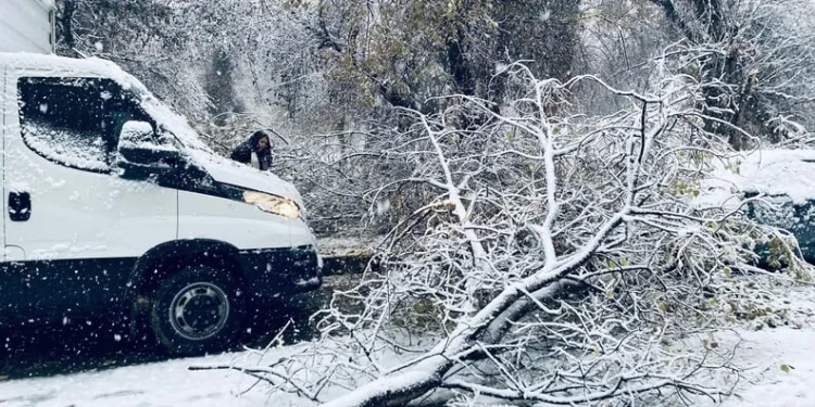 Sivas’ta zincirleme trafik kazası: 4 yaralı