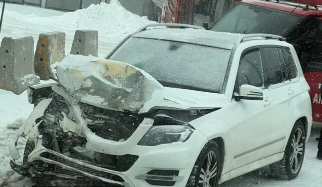 Sivas’ta zincirleme trafik kazası: 4 yaralı