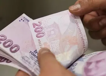 Aylık en yüksek reel getiri mevduat faizinde oldu