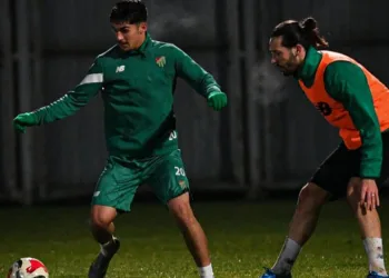 Bursaspor günü çift antrenmanla tamamladı