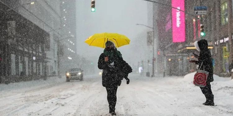 New York’u kar fırtınası vurdu