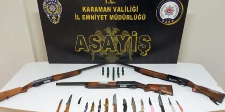 Karaman’da ruhsatsız silahlar ile kaçak tütün ele geçirildi: 5 tutuklama