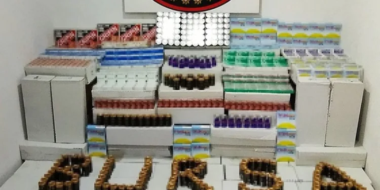 Bursa’da ruhsatsız ilaç operasyonu: Binlerce ürün ele geçirildi