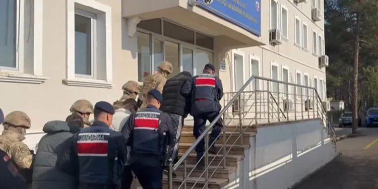 Yasa dışı bahis operasyonlarında 27 kişi tutuklandı