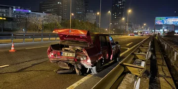 Şişli’de 3 araç birbirine girdi: 1 ağır 2 yaralı