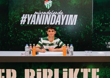 Bursaspor, Ali Kerim Yıldız ile profesyonel sözleşme imzaladı
