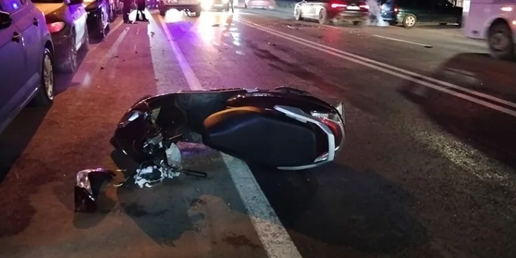 Otomobile çarpışan motosikletin sürücüsü hayatını kaybetti