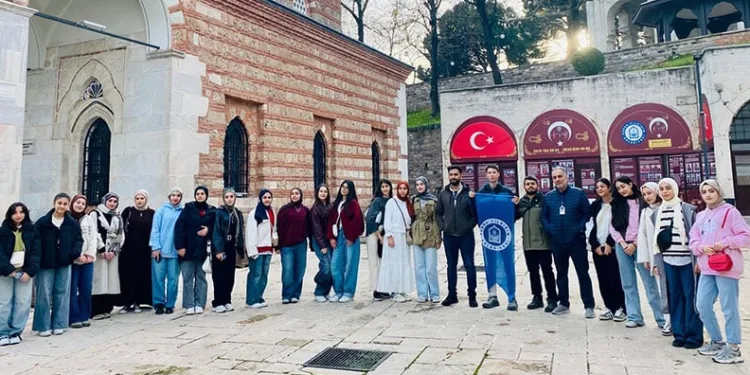 Yıldırımlı gençler Bursa’yı keşfediyor