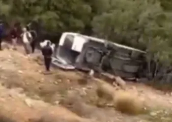 Tarım işçilerini taşıyan minibüs şarampole uçtu: 1 ölü, 3 yaralı