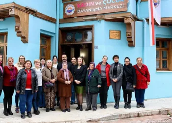 Kadınlar İçin Dayanışma Güçleniyor