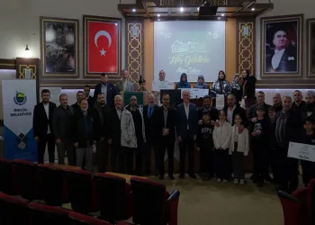 Aile okulunda ödüller sahiplerini buldu