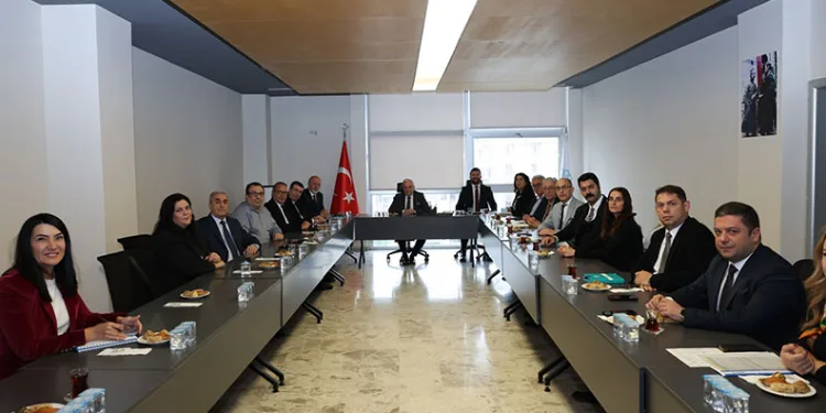 Şadi Özdemir sanayi bölgeleri temsilcileriyle bir araya geldi